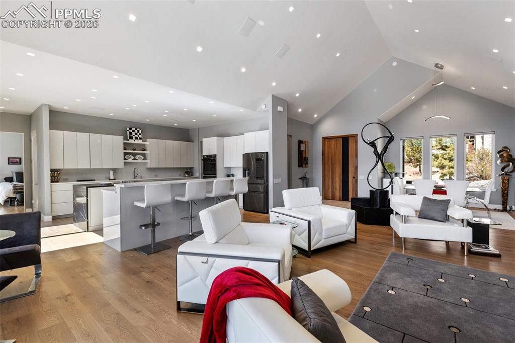 Image 6 of 35: Living Room