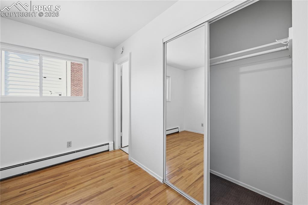 Image 18 of 44: Closet