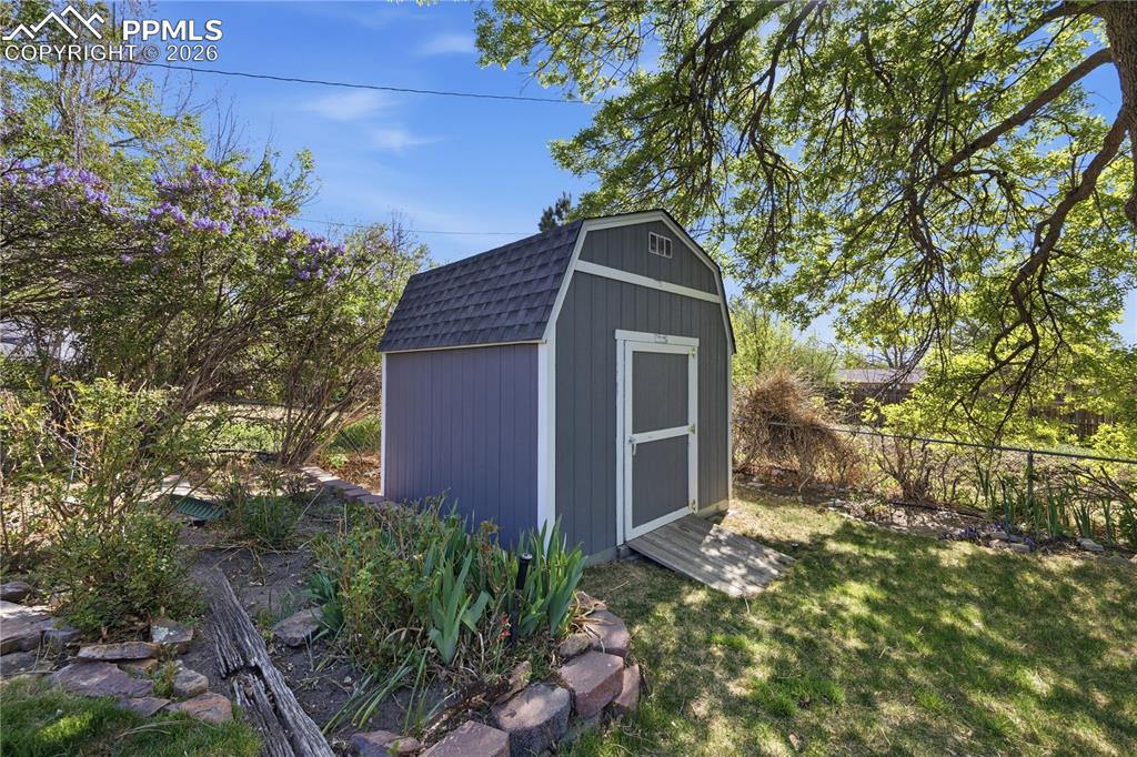 Image 42 of 44: Back of Structure