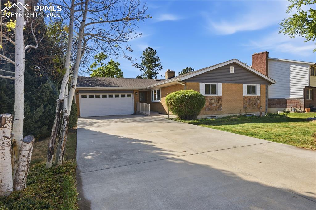 Image 6 of 44: Back of Structure