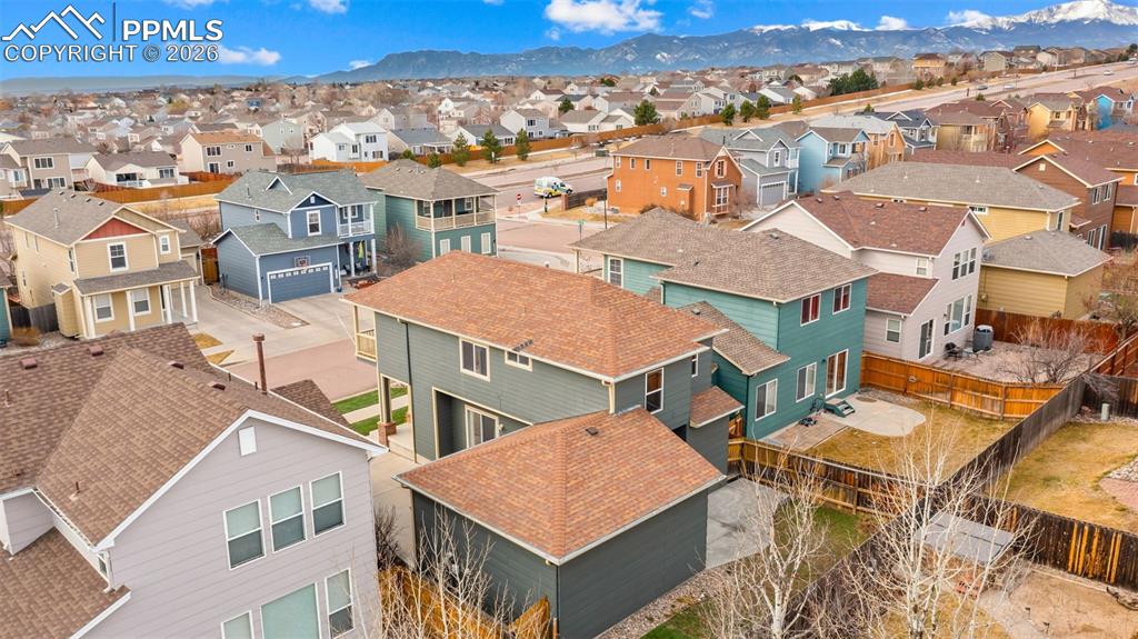 Image 38 of 46: Back of Structure