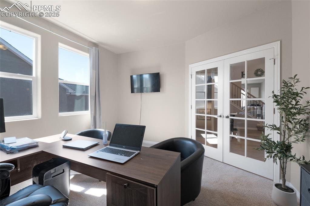 Image 3 of 35: Office