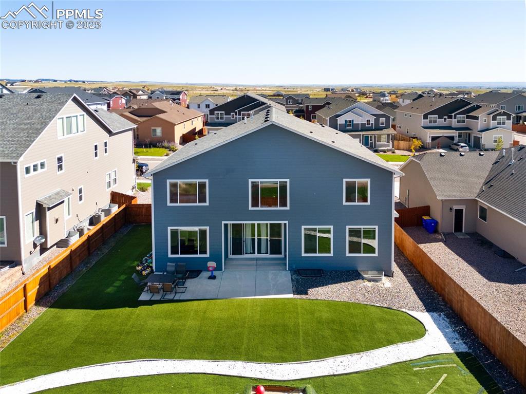 Image 31 of 35: Back of Structure