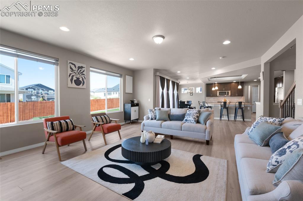 Image 6 of 35: Living Room