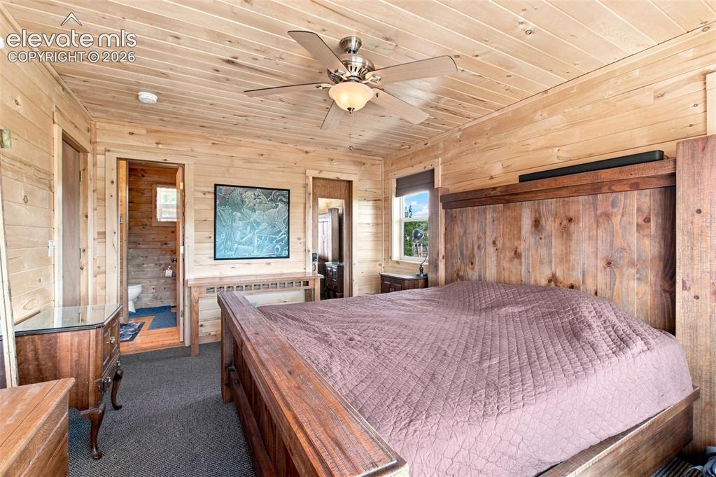 Image 19 of 37: Master Bedroom