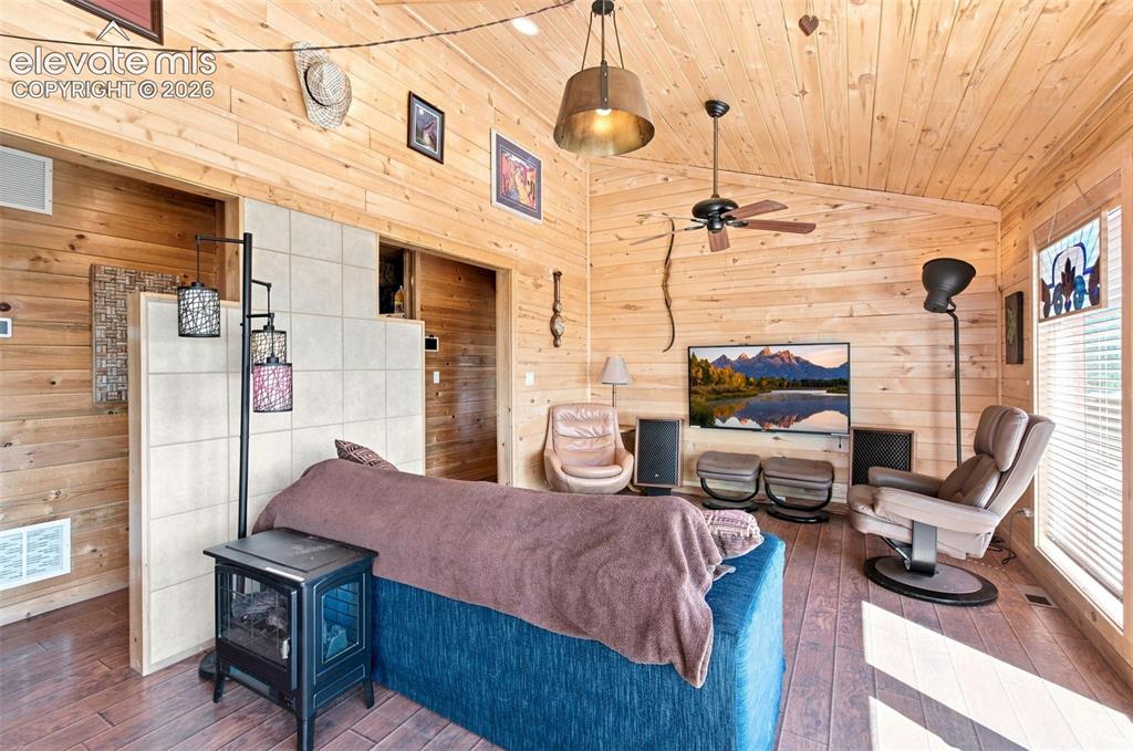 Image 8 of 37: Living Room