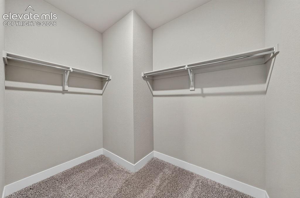 Image 29 of 38: Closet
