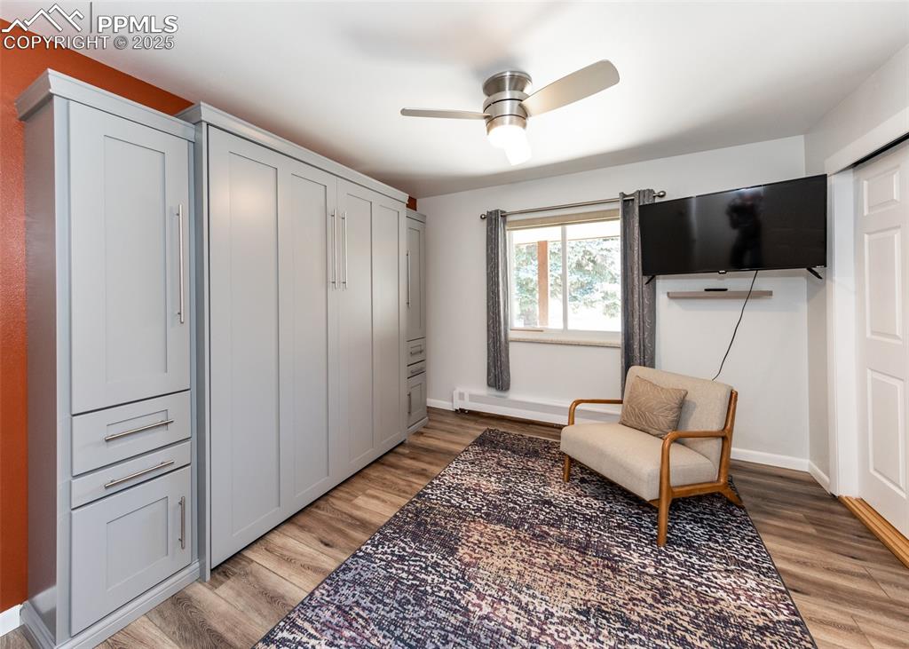 Image 16 of 46: Bedroom