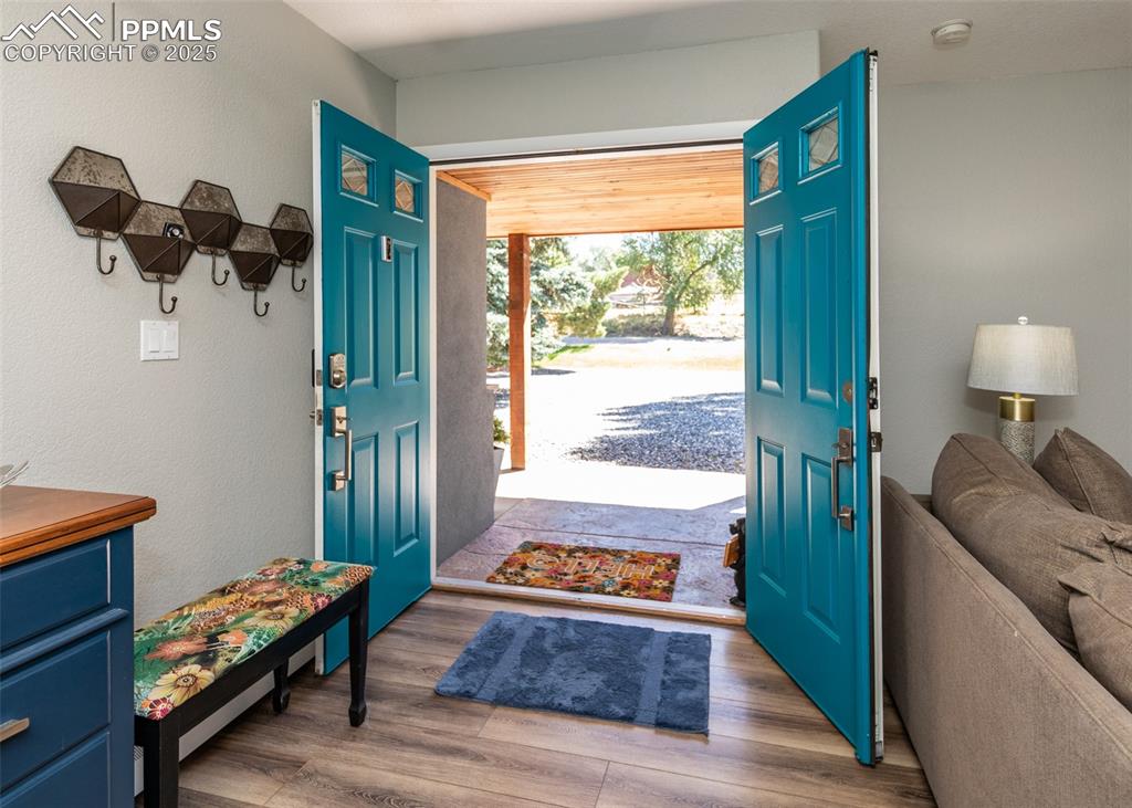 Image 3 of 46: Entry