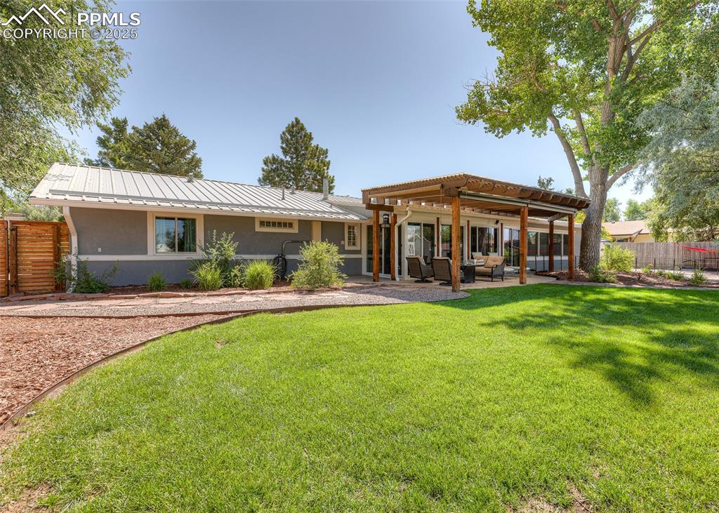 Image 30 of 46: Back of Structure