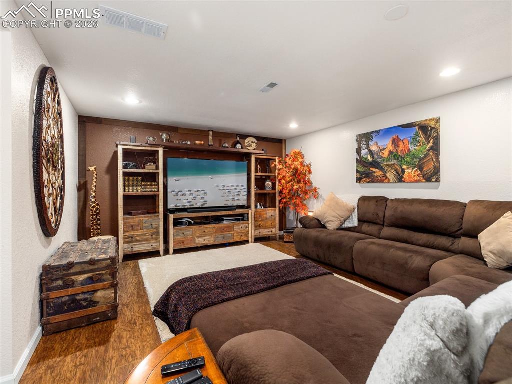 Image 29 of 50: Family Room