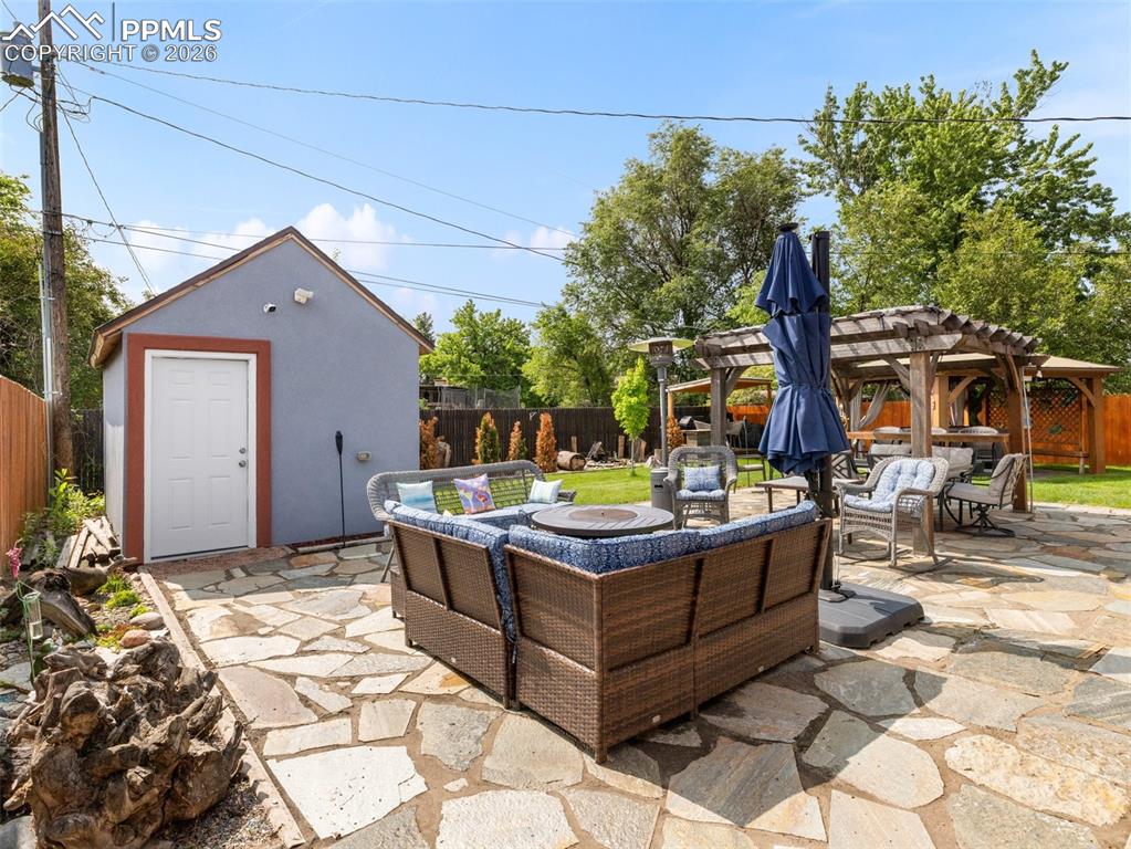 Image 43 of 50: Patio