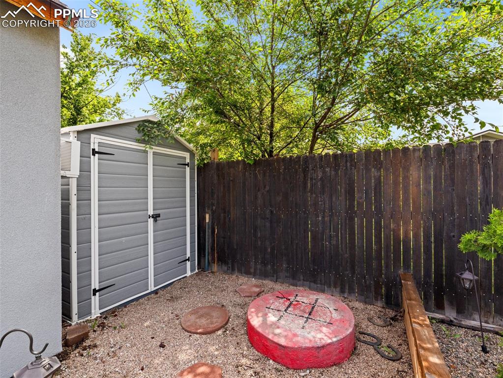 Image 46 of 50: Storage