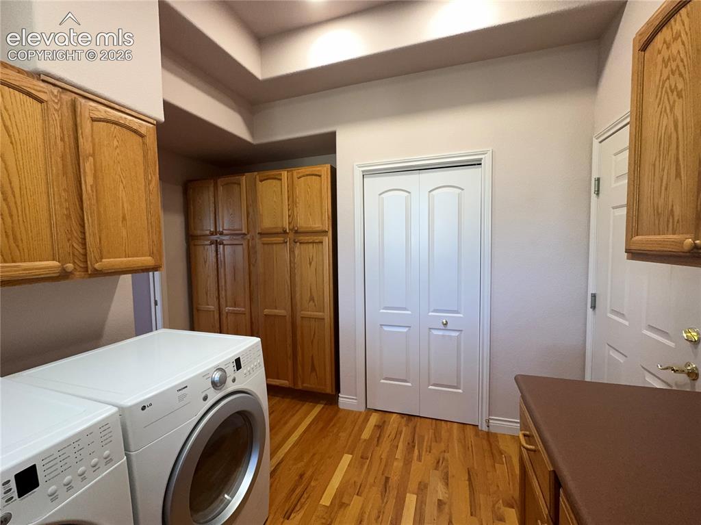 Image 19 of 48: Laundry