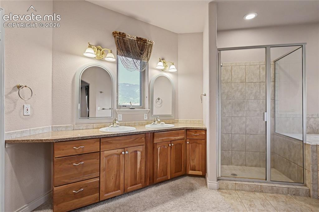 Image 31 of 48: Master Bathroom