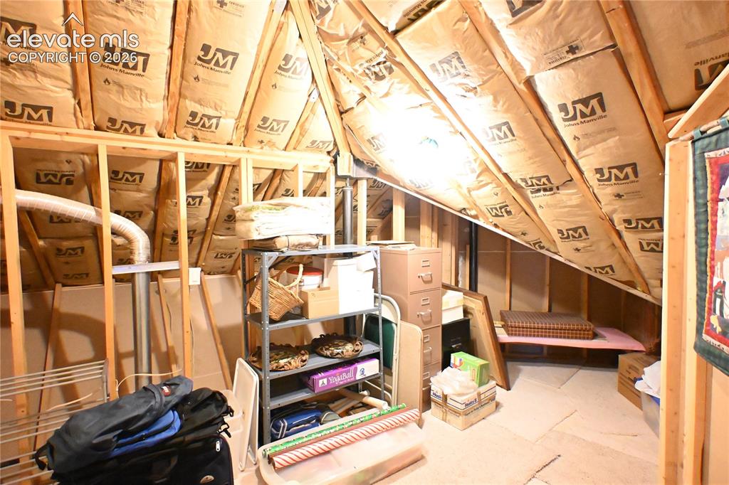 Image 33 of 48: Storage