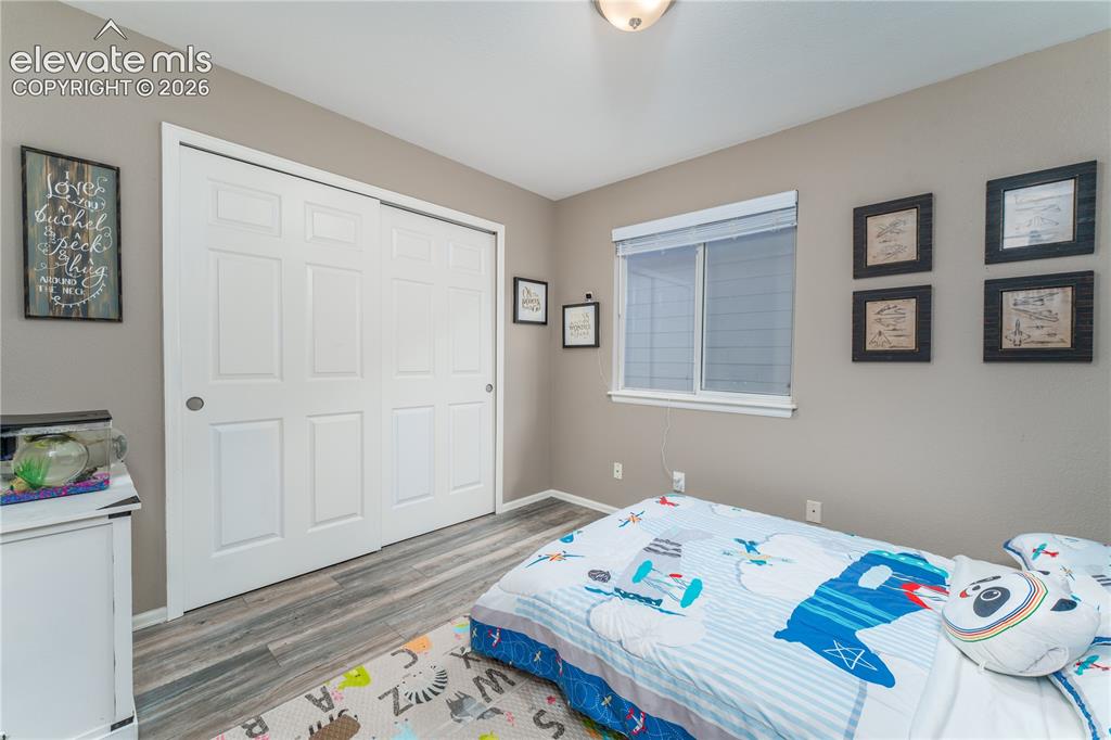 Image 12 of 20: Bedroom
