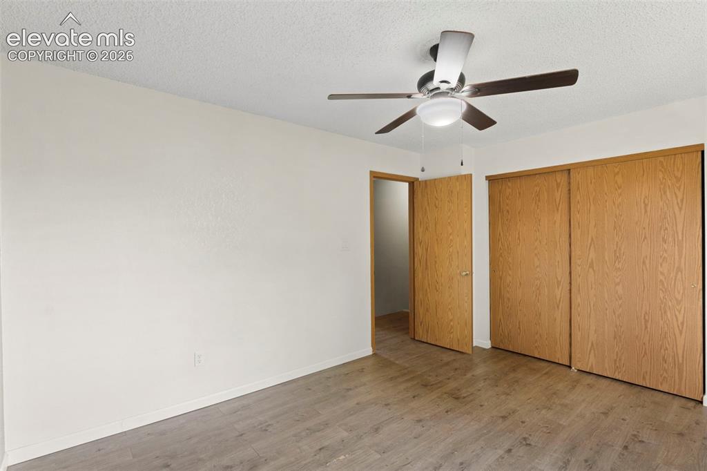 Image 18 of 34: Bedroom