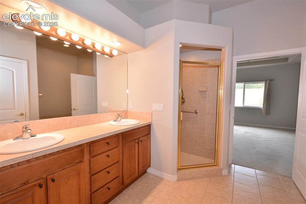 Image 17 of 33: Master Bathroom