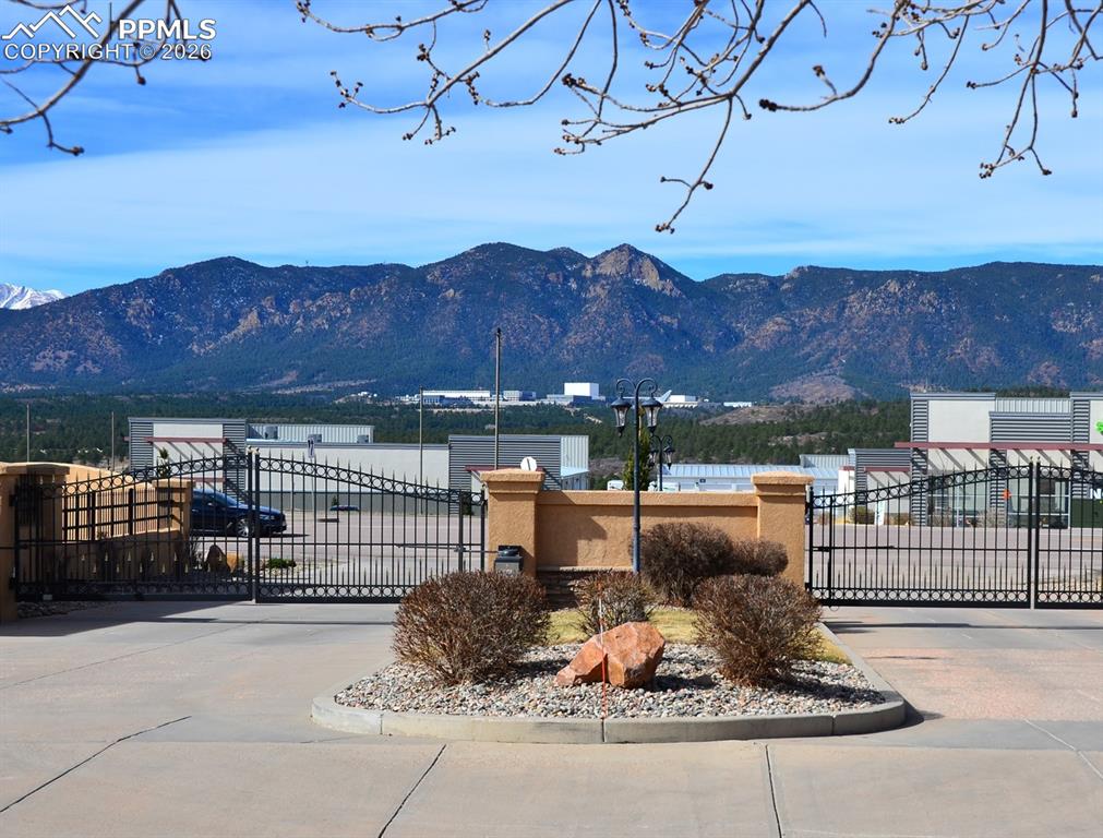 Image 4 of 50: Mountain view from the front entry gates