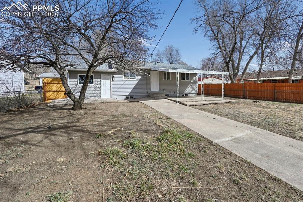 Image 6 of 28: Back of Structure