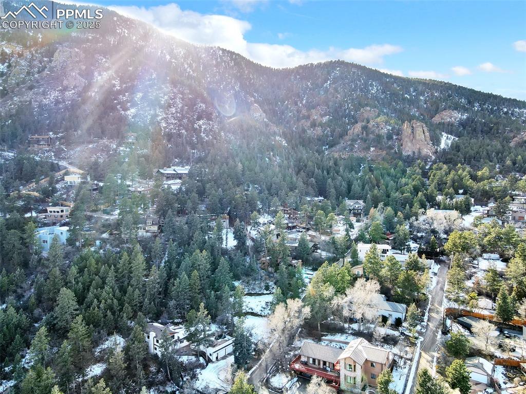 Image 10 of 14: View of mountain feature
