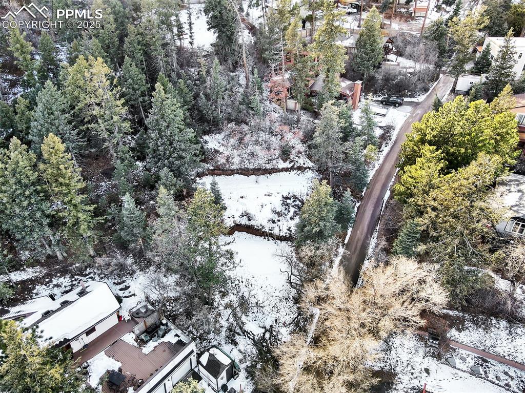Image 6 of 14: Birds eye view of property
