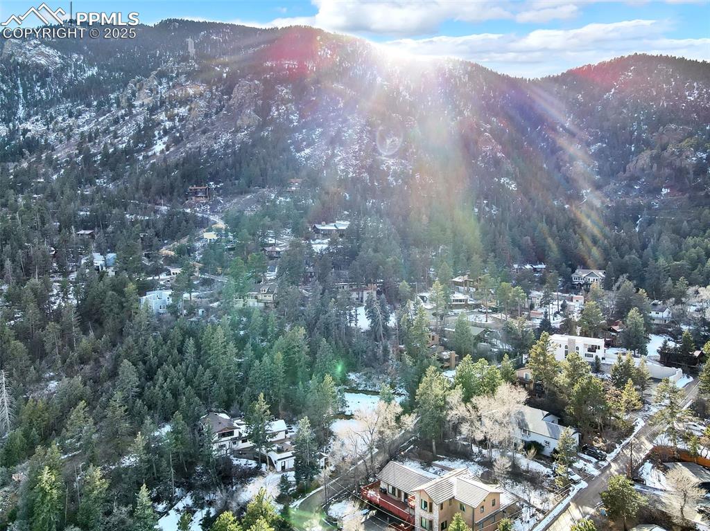 Image 7 of 14: Property view of mountains
