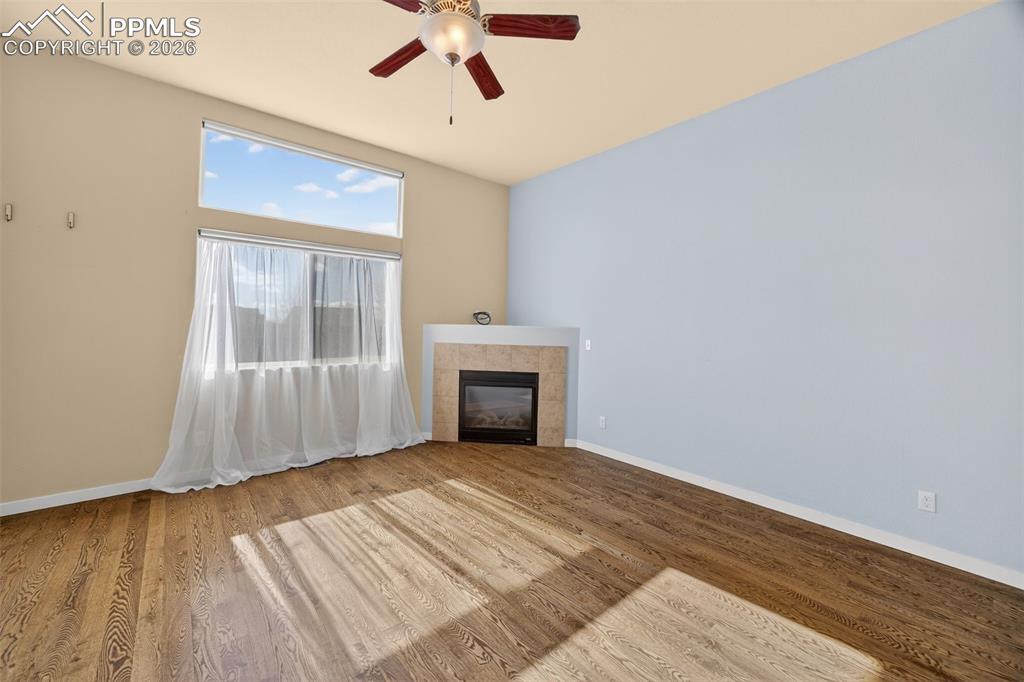 Image 22 of 49: Family Room