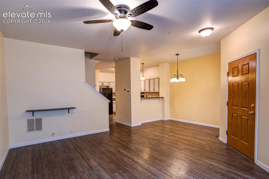 Image 6 of 16: Living Room