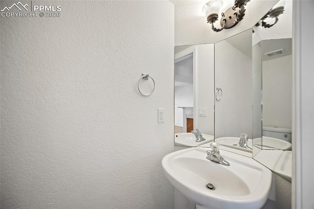 Image 14 of 50: No Description Available