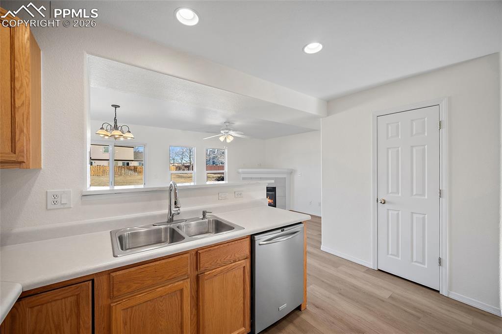 Image 7 of 50: No Description Available