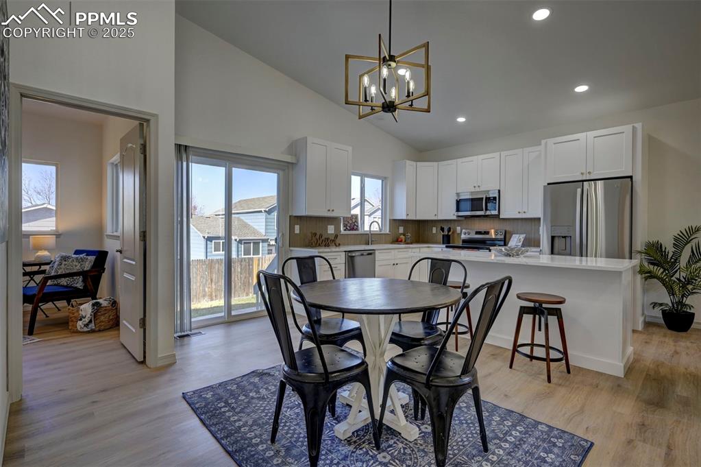 Image 12 of 48: Dining Area