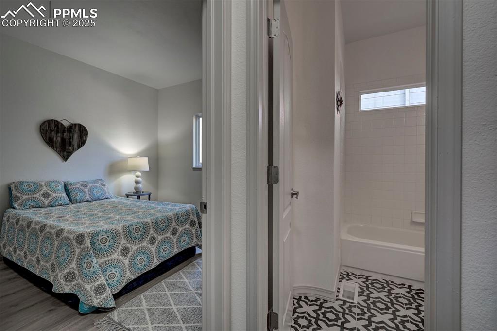 Image 29 of 48: Bedroom