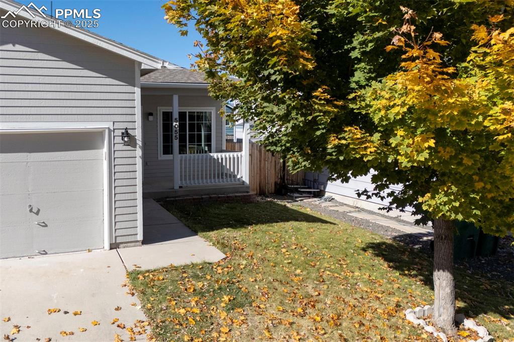 Image 3 of 48: Side of Structure