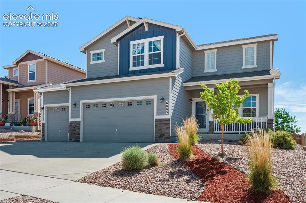 Image 1 of 47: Very clean 5 bed home with open space views behind home