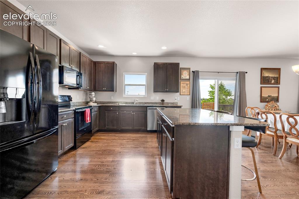 Image 12 of 47: Recessed lights and lots of cabinet space