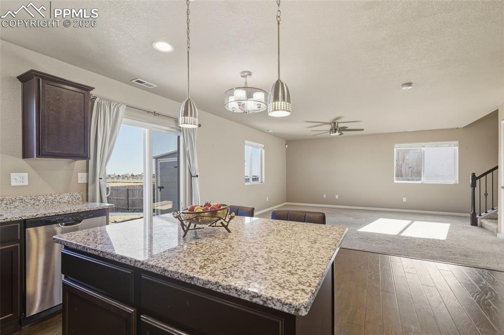 Image 8 of 28: Kitchen