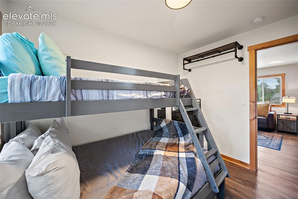 Image 8 of 27: Bedroom