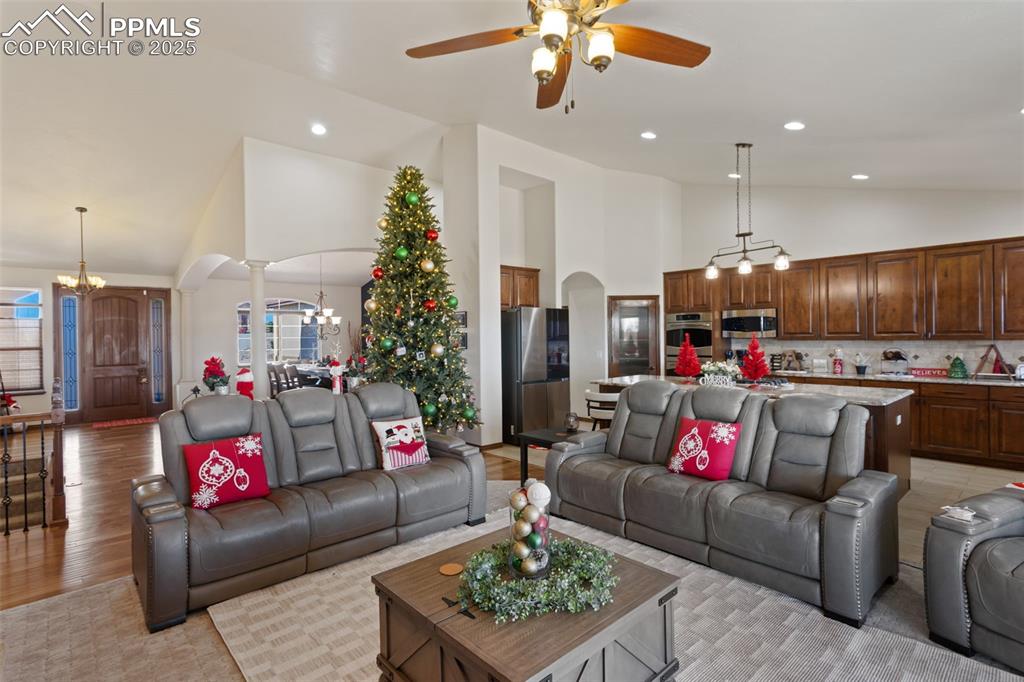 Image 12 of 50: Living Room