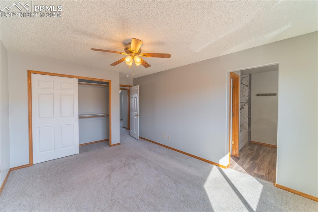 Image 19 of 35: Bedroom