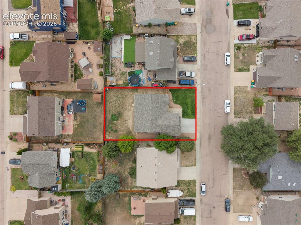 Image 41 of 45: Property Lines are approximate and not a survey