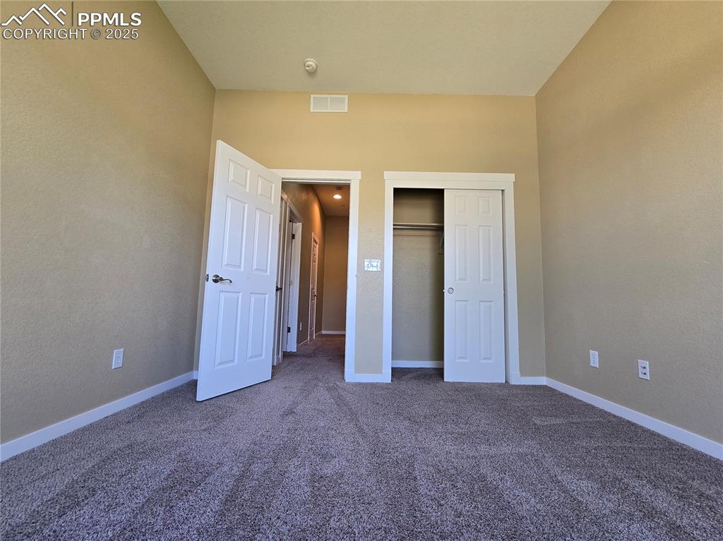 Image 15 of 27: 2nd Bedroom