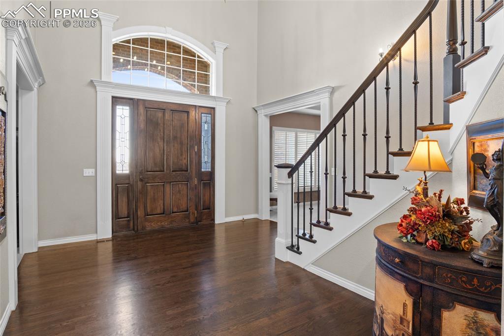 Image 4 of 47: Entry