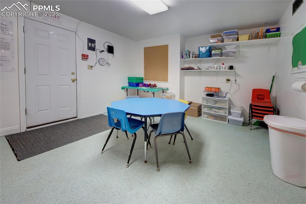 Image 18 of 34: View of playroom
