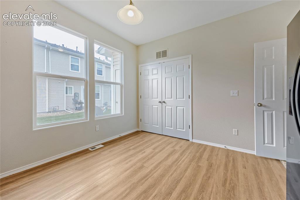 Image 8 of 29: Bedroom