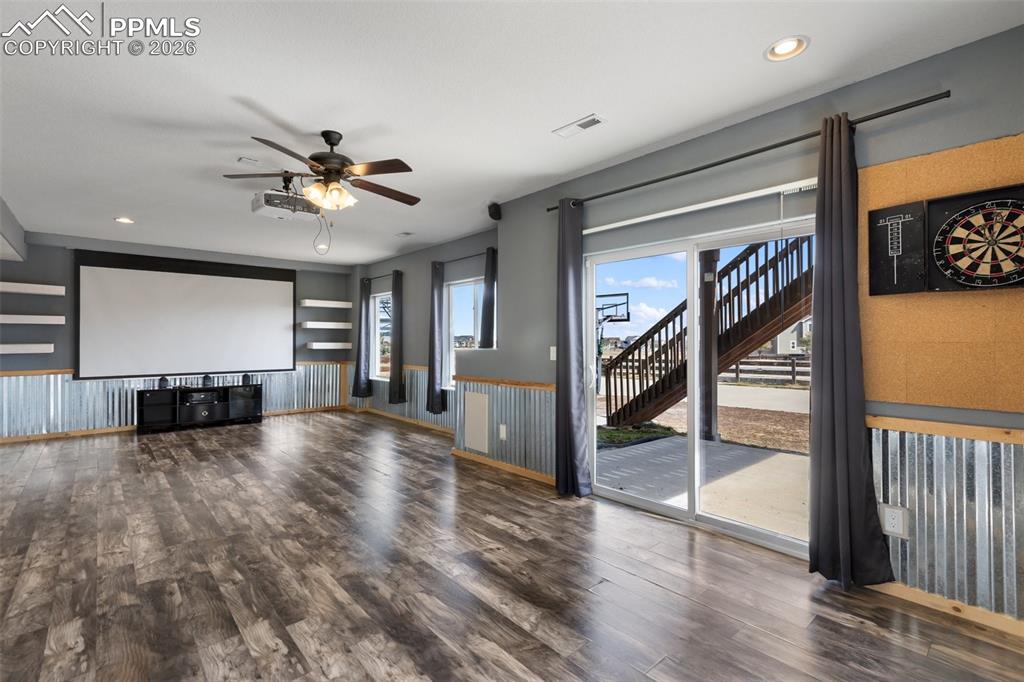 Image 43 of 45: Recreation Room