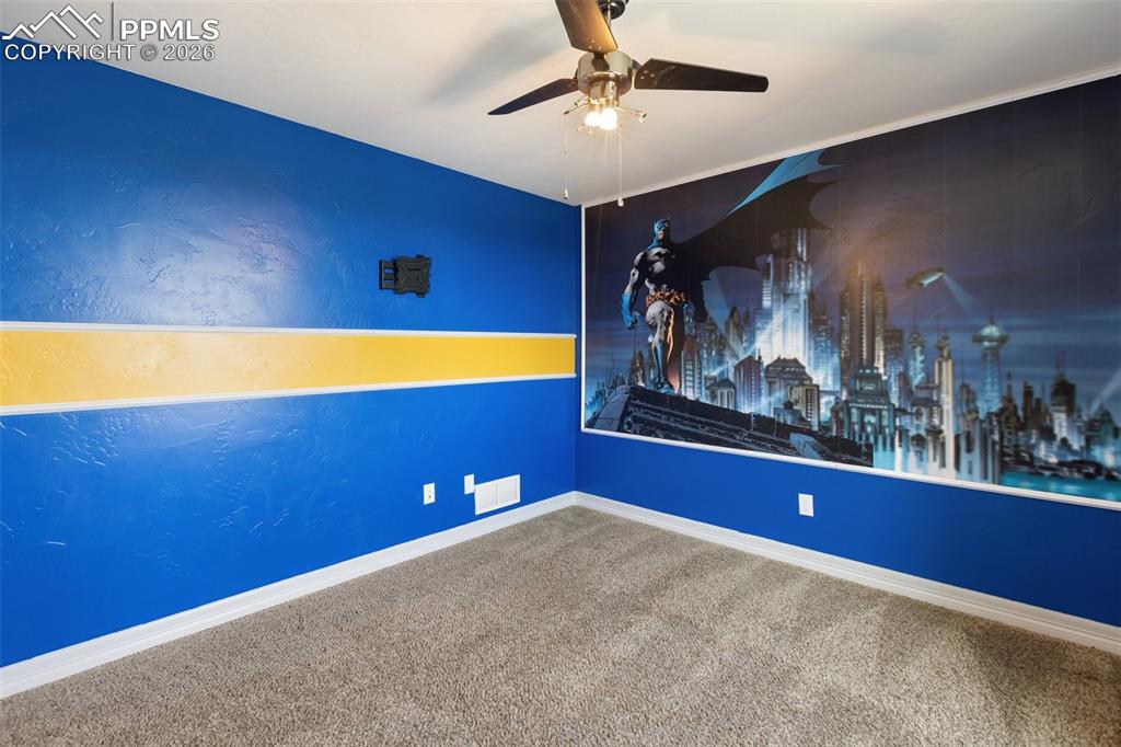 Image 45 of 45: Bedroom