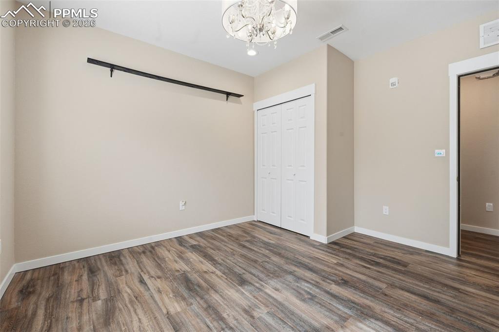 Image 40 of 50: Bedroom #6