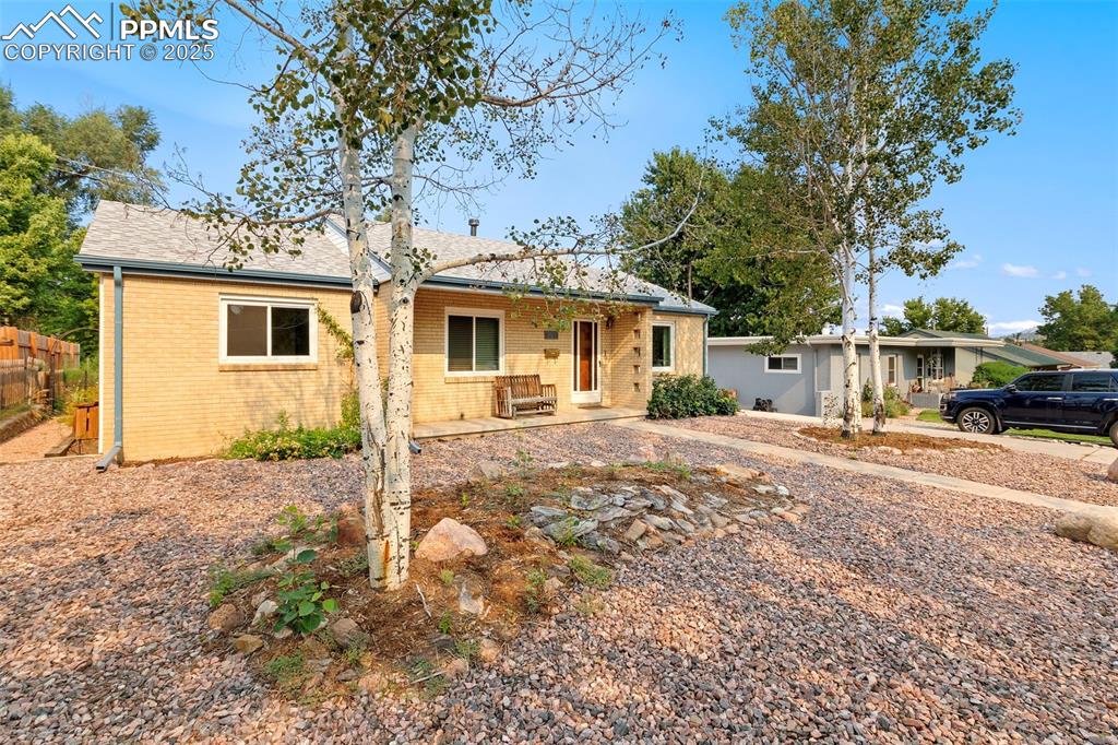 Image 2 of 27: Front of Structure